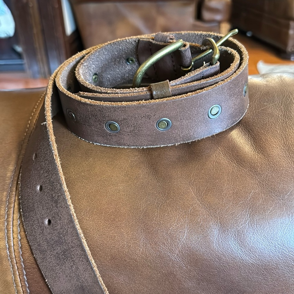 Joe’s Jeans brown leather double buckle belt